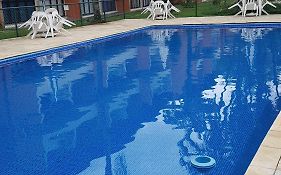 Casa em Condomínio Toninhas duas vagas de garagem